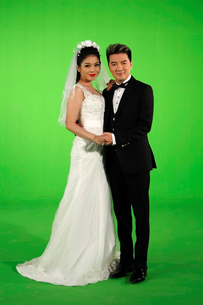 Để chuẩn bị thật kỹ lưỡng cho tiết mục song ca đặc biệt trong Q Show, Mr.Đàm và Lệ Quyên đã có buổi quay hình để cho ra đời những thước phim minh họa chỉ vài phút nhưng hứa hẹn sẽ rất khó phai trong lòng người yêu nhạc.