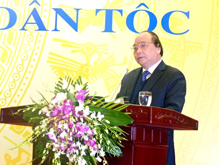 Phó Thủ tướng Chính phủ Nguyễn Xuân Phúc yêu cầu các địa phương chăm lo Tết cho đồng bào các dân tộc thiểu số.