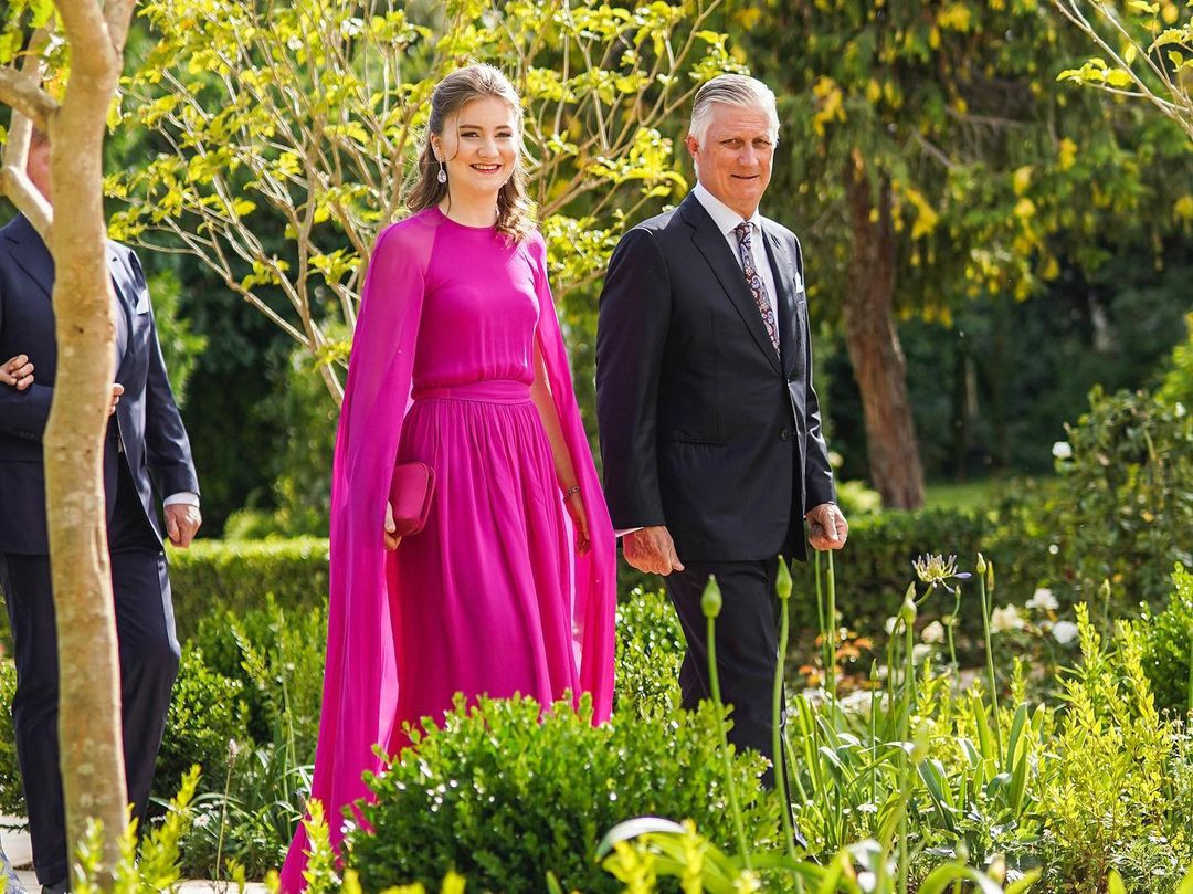 Ngoài ra, năm 2020, Elisabeth đã trải qua khóa học một năm về khoa học xã hội và quân sự tại Học viện Quân sự Hoàng gia của đất nước. Cô cũng theo học Chương trình học giả trẻ toàn cầu Yale tại Đại học Yale (Mỹ).