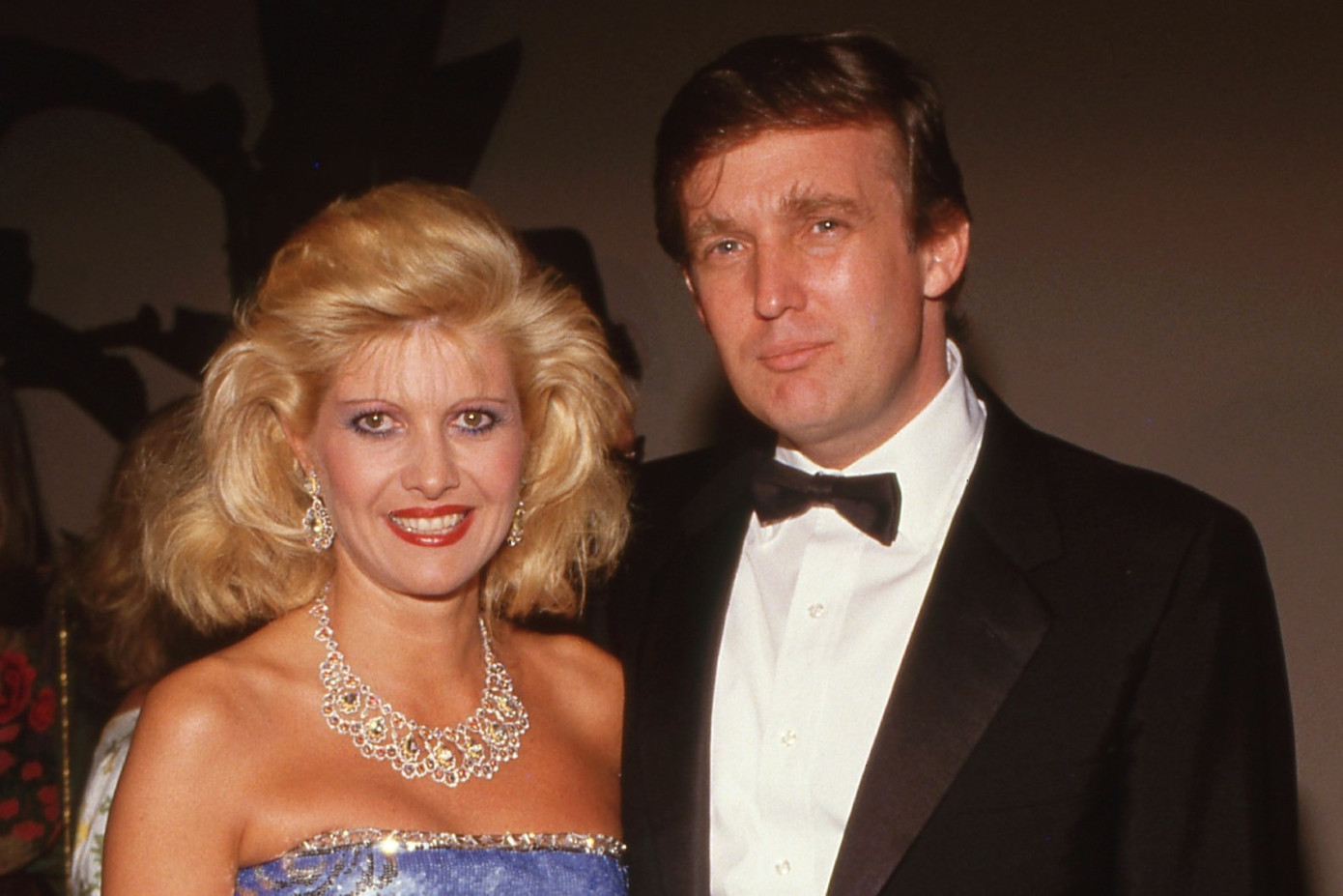 Donald Trump và Ivana kết hôn từ năm 1977 đến 1990. Họ có với nhau 3 con Ivanka Trump, Eric Trump, Donald Trump Jr. Ảnh: AP. Donald Trump và Ivana kết hôn từ năm 1977 đến 1990. Họ có với nhau 3 con Ivanka Trump, Eric Trump, Donald Trump Jr. Ảnh: AP.