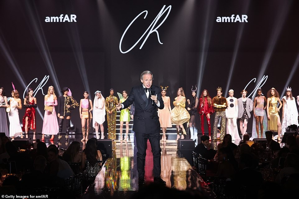 Mỗi năm, buổi dạ tiệc được tổ chức tại Cannes thu hút đông đảo sao hạng A đến nhằm nâng cao nhận thức và gây quỹ phòng chống AIDS cho tổ chức phi lợi nhuận. Ảnh: Getty Images.