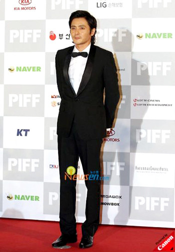 Jang Dong Gun đến dự một mình