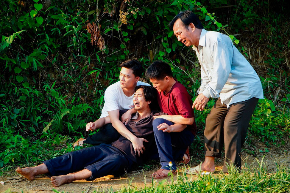 Một số hình ảnh trong phim Chạm vào hạnh phúc.