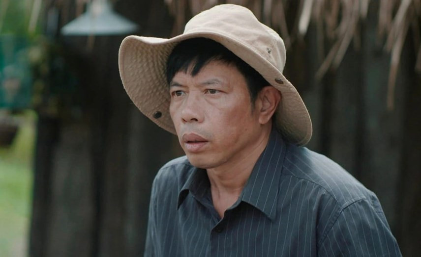 Tạo hình Thái Hòa trong phim Mẹ rơm. Tạo hình Thái Hòa trong phim Mẹ rơm.