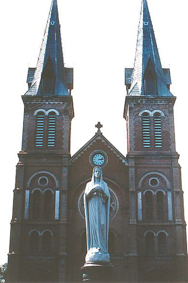 Nhà thờ Đức Bá lúc về chiều