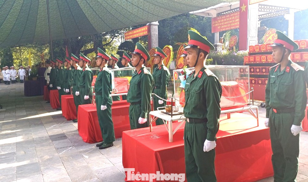 Trong đợt này, có 172 hài cốt liệt sĩ được trở về đất mẹ tại Nghĩa trang liệt sĩ Đồi 82.