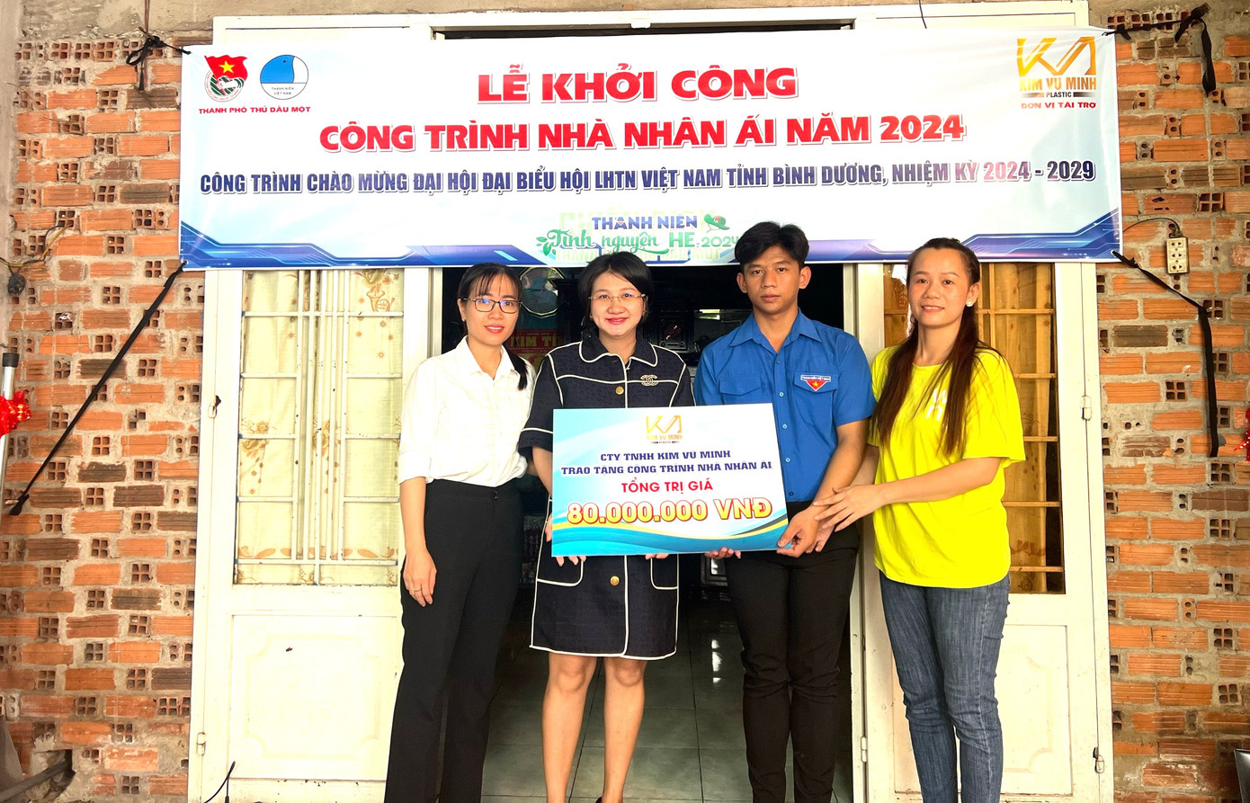 Tặng công trình Nhà Nhân ái cho đoàn viên Lê Nguyễn Anh Tài