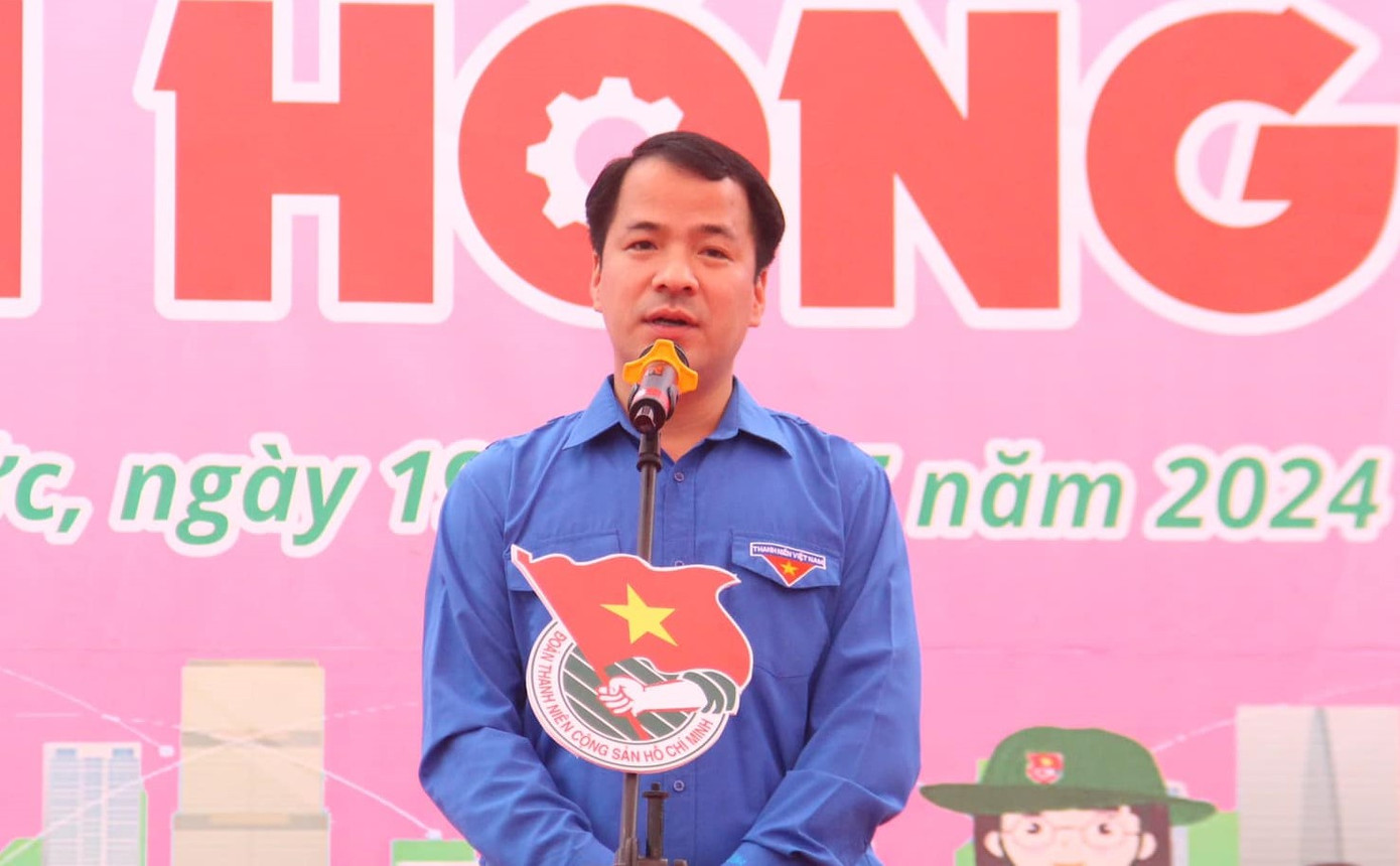 Tham dự Lễ ra quân có anh Ngô Văn Cương - Bí thư T.Ư Đoàn, Chủ nhiệm Ủy ban Kiểm tra Trung ương Đoàn; lãnh đạo tỉnh Bình Phước, các sở, ban, ngành và hàng nghìn đoàn viên, thanh niên trên địa bàn tỉnh Bình Phước.