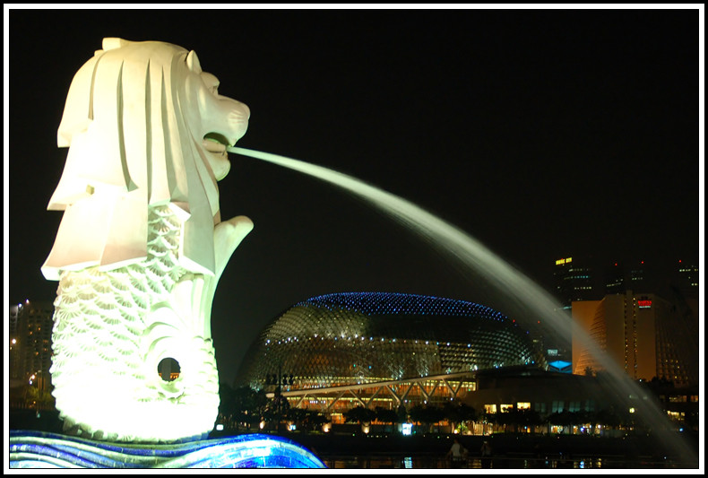 Công viên sư tử biển Đu quay "khổng lồ" Singapore Flyer Đập nước Marina Barage Bên bờ sông Singapore Khách sạn Marina Bay Sands Bên trong khách sạn Marina Bay Sands