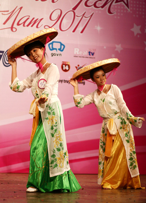 Quỳnh Anh (SBD 787) múa 