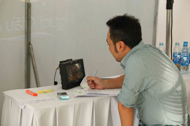 Đạo diễn Nguyễn Quang Dũng trực tiếp tuyển chọn thí sinh