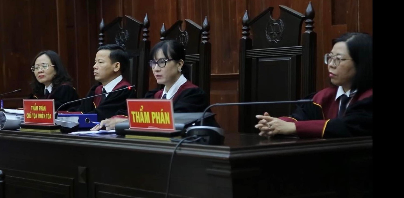 Hội đồng xét xử phiên tòa phúc thẩm. Hội đồng xét xử phiên tòa phúc thẩm.