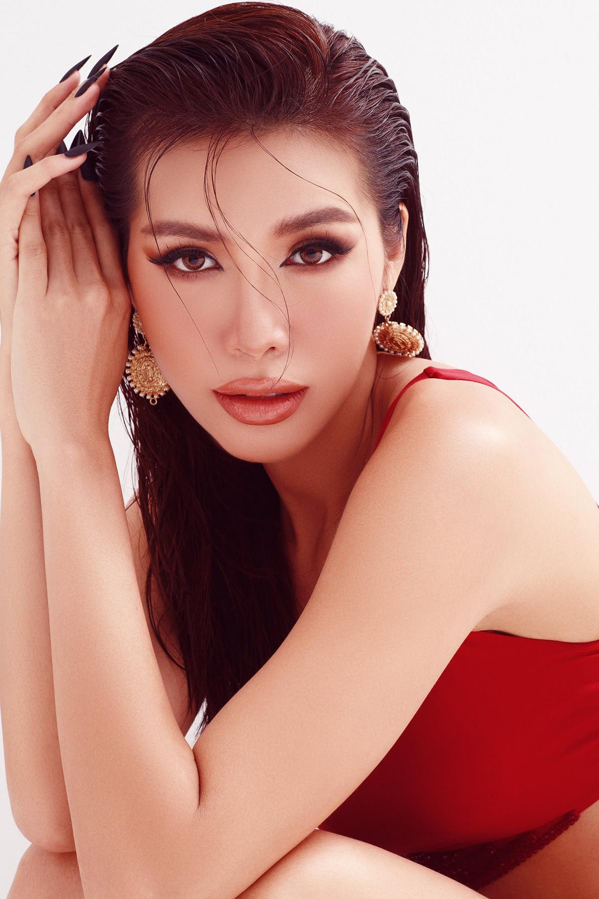 Nổi tiếng xinh đẹp, quyến rũ nhưng Minh Tú cũng có không ít khoảnh khắc lầy lội. Nổi tiếng xinh đẹp, quyến rũ nhưng Minh Tú cũng có không ít khoảnh khắc lầy lội.