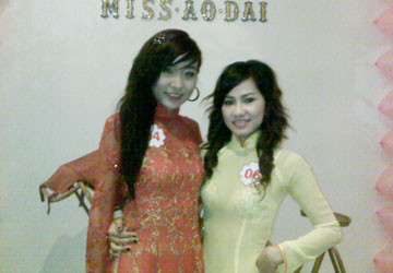 Các geisha Việt trong cuộc thi Miss Geisha. Ảnh: T.Thủy