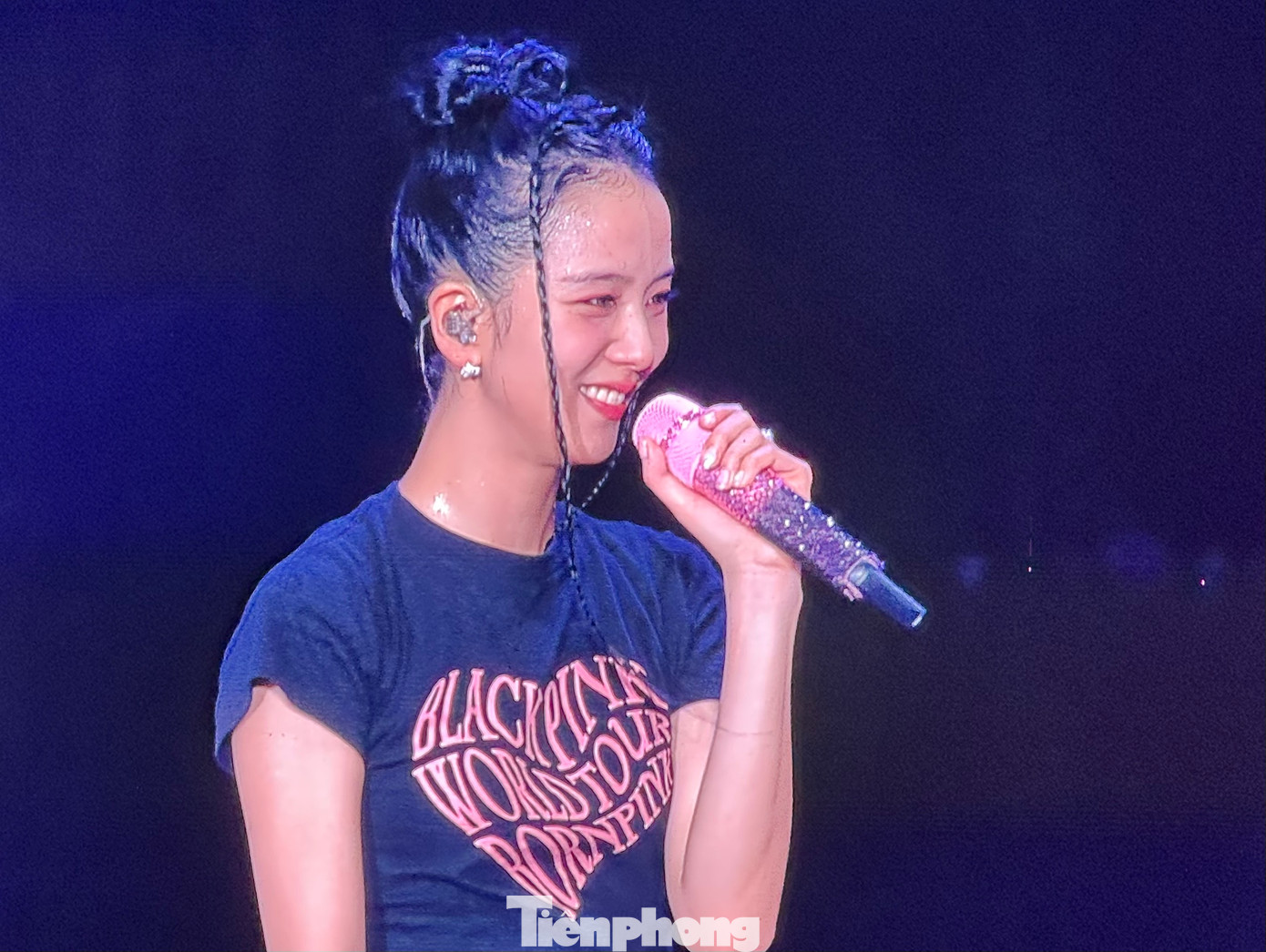 Những hình ảnh trong đêm diễn ngày 1 của BlackPink tại Mỹ Đình. Những hình ảnh trong đêm diễn ngày 1 của BlackPink tại Mỹ Đình.