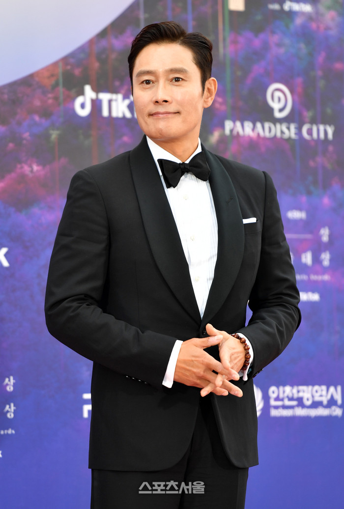 Lee Byung Hun.