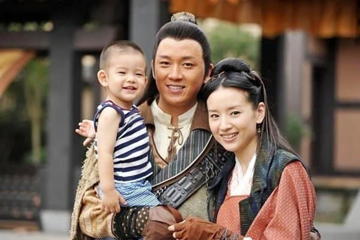 Đổng Khiết đánh mất hào quang khi bị bóc trần chuyện ngoại tình với Vương Đại Trị.