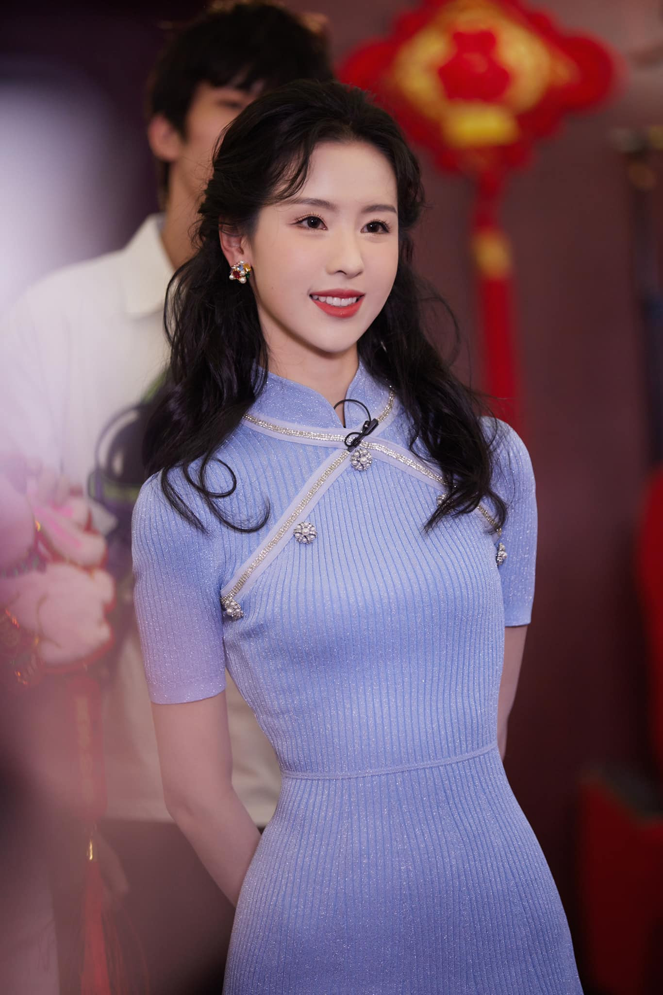 Tuy vậy, diễn xuất của Trần Đô Linh vướng tranh cãi, nhất là ánh mắt bị nhận xét gây thiếu thiện cảm. Nét diễn của cô còn bị cho rằng đơ, cứng, nhan sắc bù đắp tất cả. Tuy vậy, diễn xuất của Trần Đô Linh vướng tranh cãi, nhất là ánh mắt bị nhận xét gây thiếu thiện cảm. Nét diễn của cô còn bị cho rằng đơ, cứng, nhan sắc bù đắp tất cả.