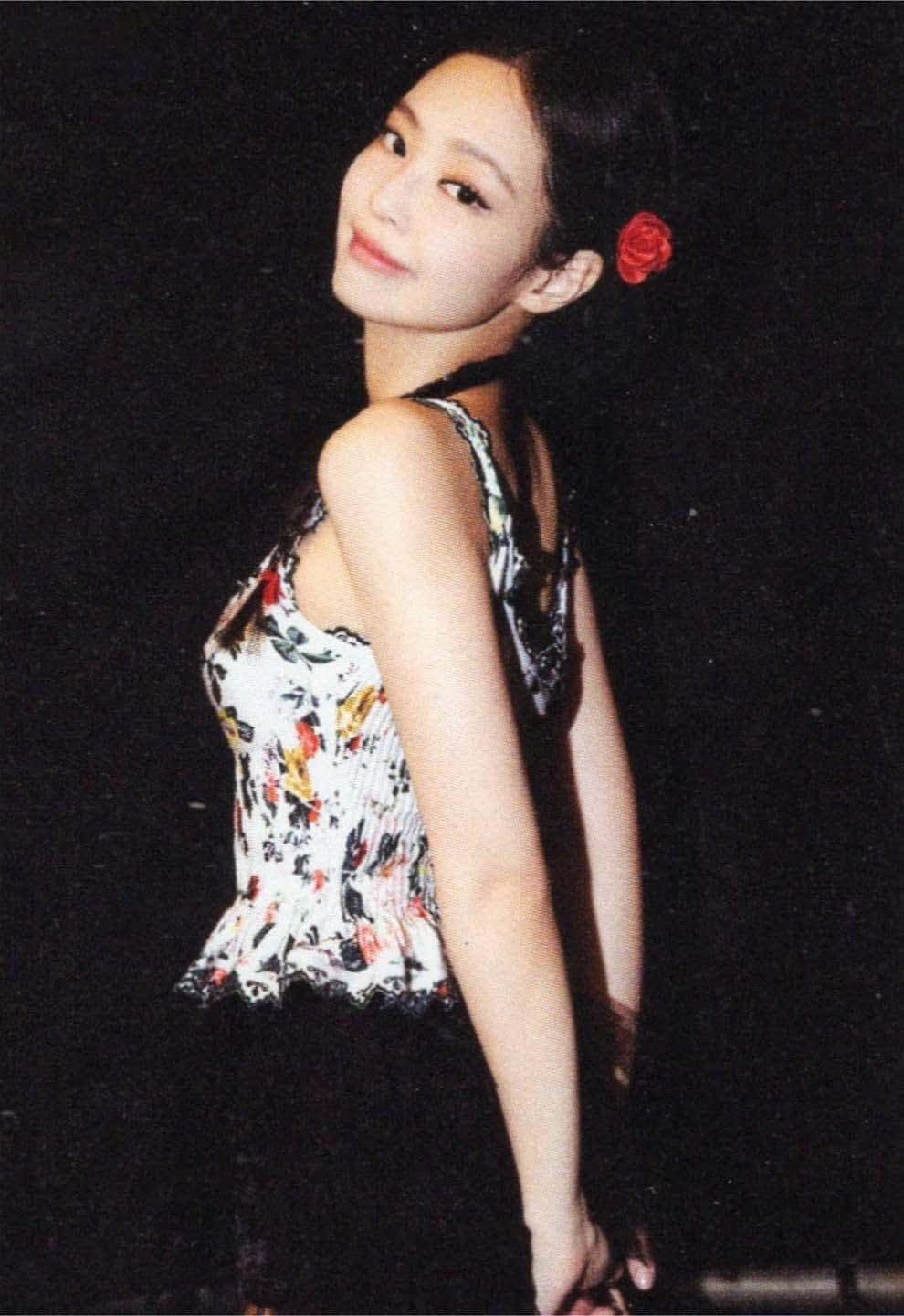 Jennie với nhiều trang phục bắt mắt, tạo xu hướng. Trong hai ngày concert tại Mỹ Đình, nhiều bạn trẻ phối đồ theo phong cách của nữ thần tượng sinh năm 1996. Jennie với nhiều trang phục bắt mắt, tạo xu hướng. Trong hai ngày concert tại Mỹ Đình, nhiều bạn trẻ phối đồ theo phong cách của nữ thần tượng sinh năm 1996.