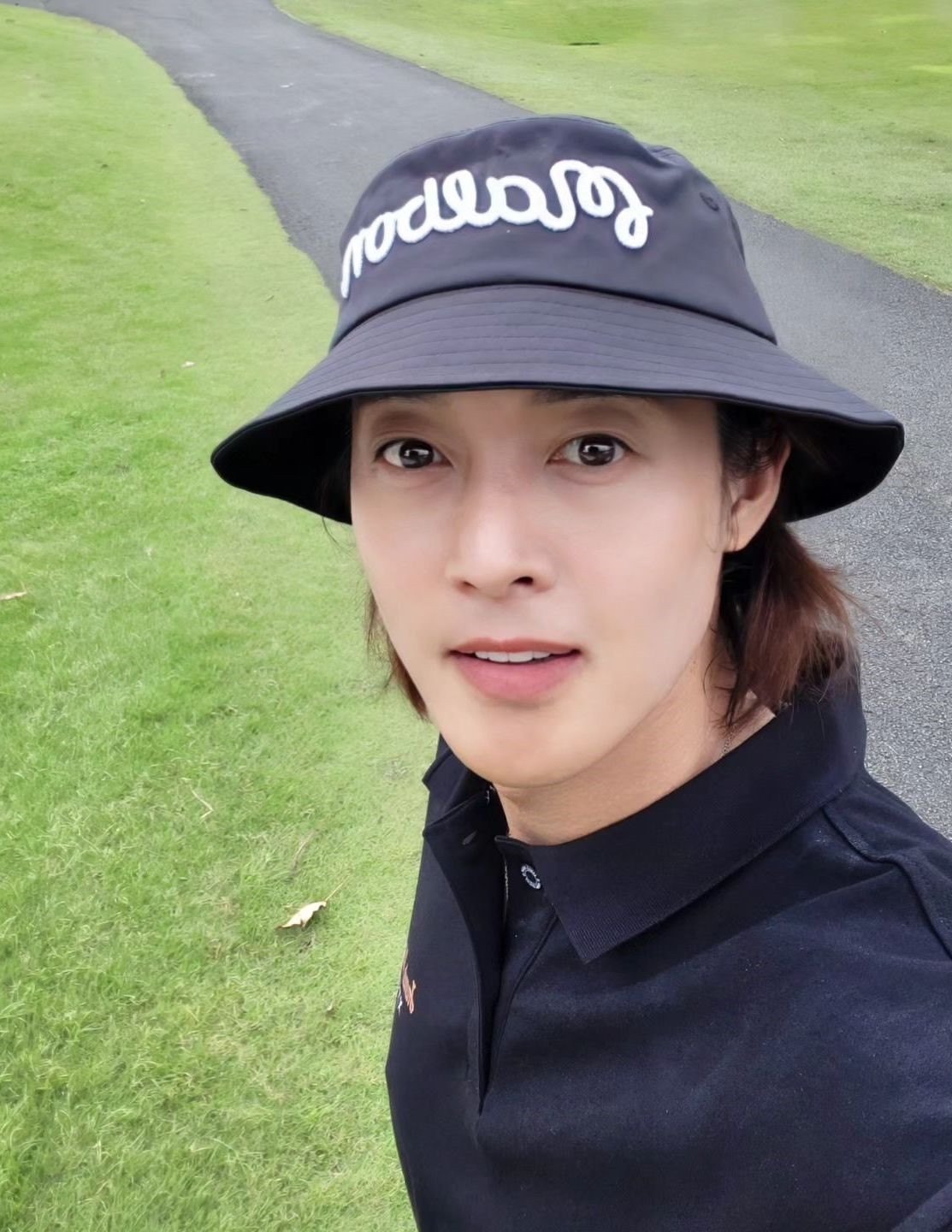 Kim Hyun Joong – nam diễn viên nổi tiếng Hàn Quốc – gây bất ngờ khi đăng tải hình ảnh du lịch Việt Nam trên trang cá nhân.