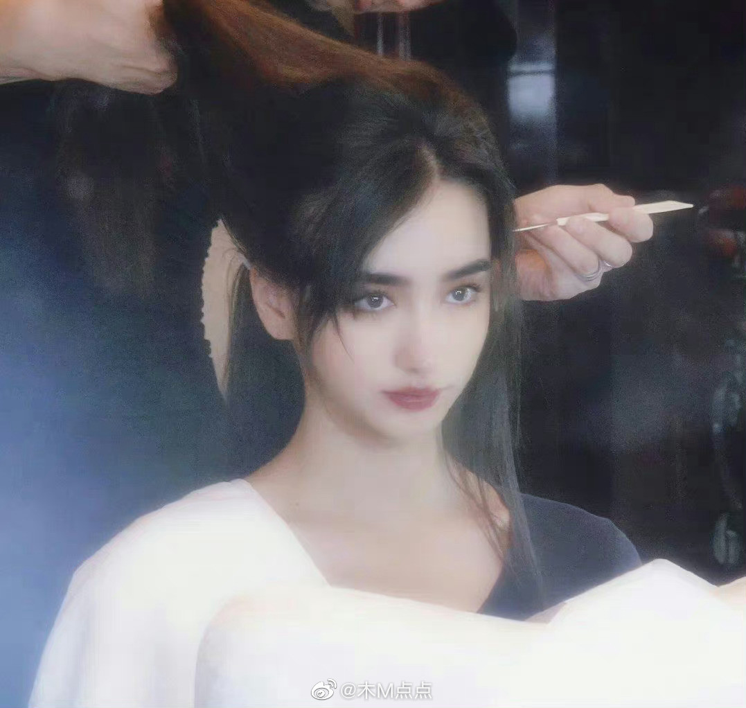 Truyền thông Trung Quốc đưa tin Lý Uyển Đát vào vai Hoa Tranh công chúa. Ảnh: Weibo. Truyền thông Trung Quốc đưa tin Lý Uyển Đát vào vai Hoa Tranh công chúa. Ảnh: Weibo.