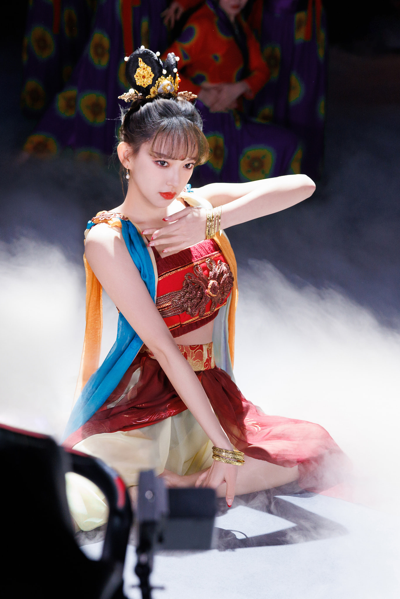 Nhiều bằng chứng cho thấy nữ diễn viên 25 tuổi và Vương Nhất Bác dùng đồ đôi trong các sự kiện lẫn cuộc sống đời thường. Những chi tiết này khiến không ít người tin rằng cả hai có quan hệ tình cảm. Nhiều bằng chứng cho thấy nữ diễn viên 25 tuổi và Vương Nhất Bác dùng đồ đôi trong các sự kiện lẫn cuộc sống đời thường. Những chi tiết này khiến không ít người tin rằng cả hai có quan hệ tình cảm.