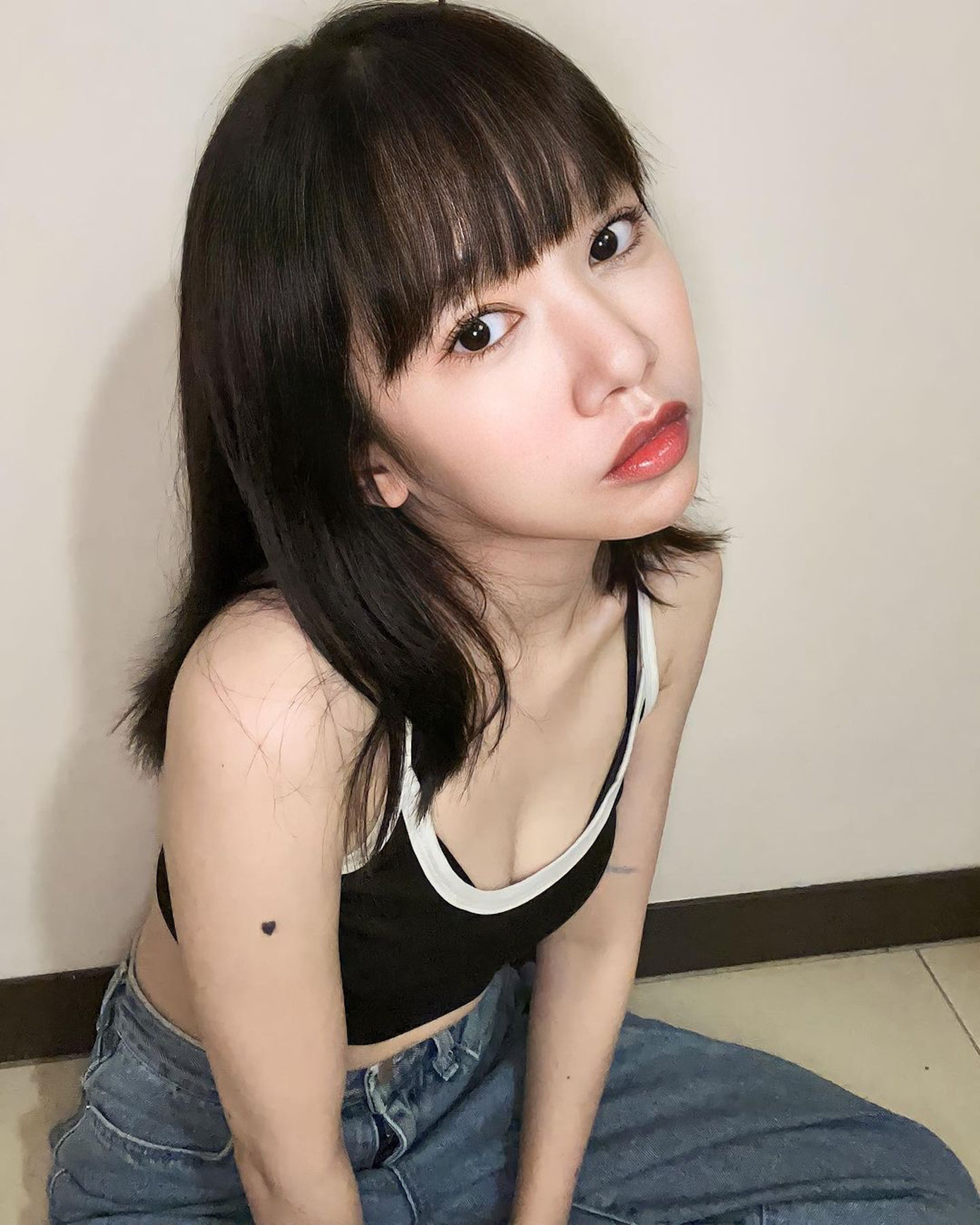 Hoạt náo viên, người mẫu Lĩnh An tiết lộ từng bị nhiếp ảnh gia nổi tiếng quấy rối. Ảnh: HK01. Hoạt náo viên, người mẫu Lĩnh An tiết lộ từng bị nhiếp ảnh gia nổi tiếng quấy rối. Ảnh: HK01.