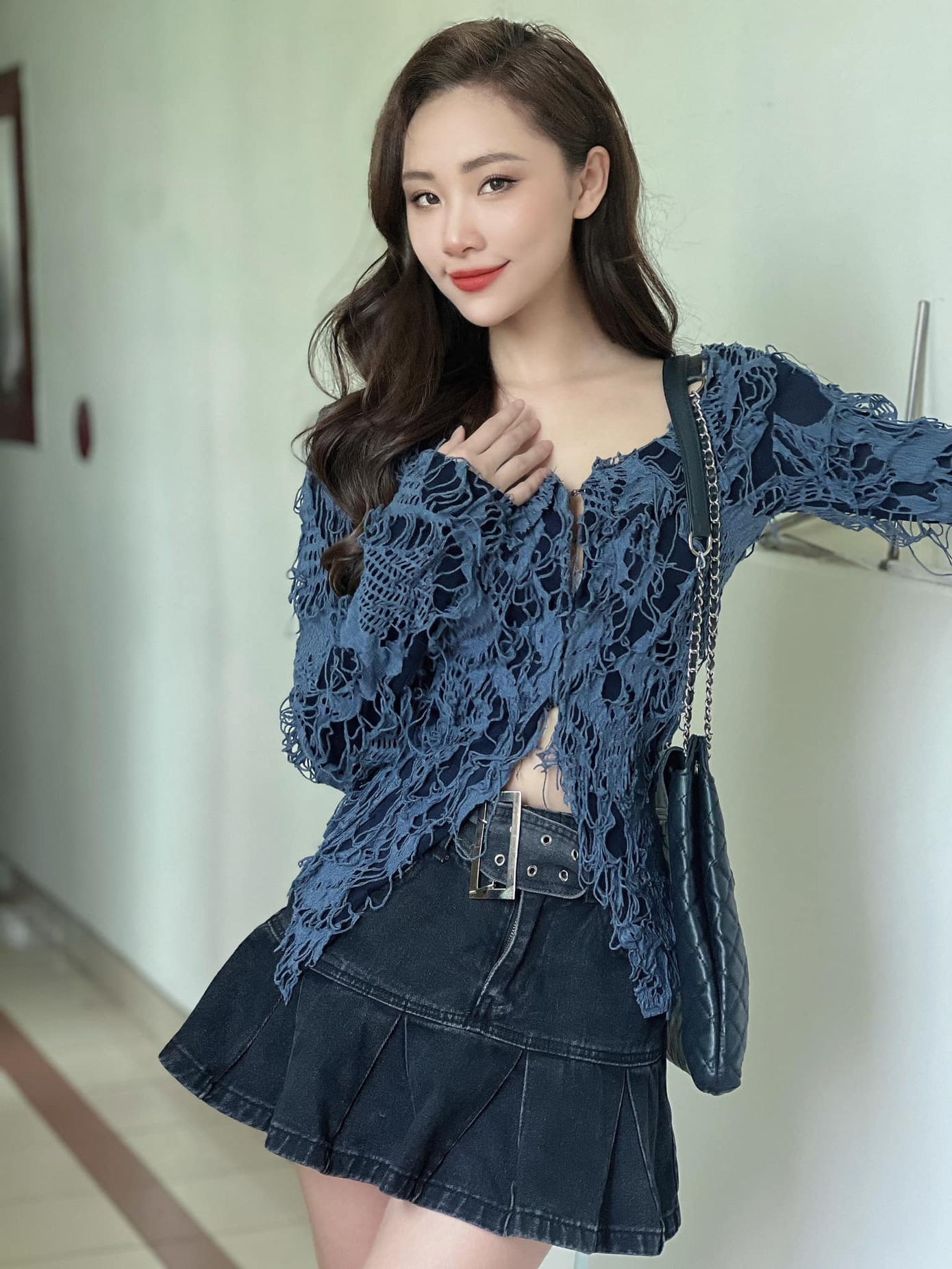 Món quà của cha đang phát sóng giờ vàng VTV quy tụ nhiều diễn viên trẻ tuổi, mới lạ khiến khán giả hứng thú. Vai Yến do Mai Huê thể hiện được người xem có phản ứng tích cực vì diễn xuất tốt,hợp vai.