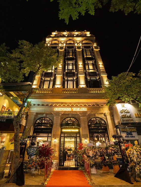 Toà nhà mặt phố của Chương Tailor.