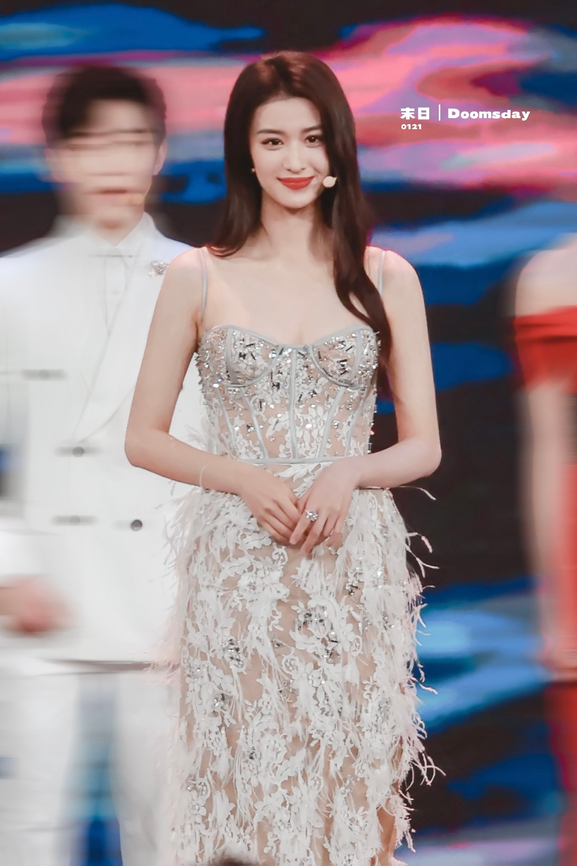 Với chiều cao 1,72 m, dáng người thanh mảnh, thon thả, nữ diễn viên có phong cách ăn mặc trẻ trung, gợi cảm và được kỳ vọng tiếp xúc với thời trang cao cấp. Với chiều cao 1,72 m, dáng người thanh mảnh, thon thả, nữ diễn viên có phong cách ăn mặc trẻ trung, gợi cảm và được kỳ vọng tiếp xúc với thời trang cao cấp.