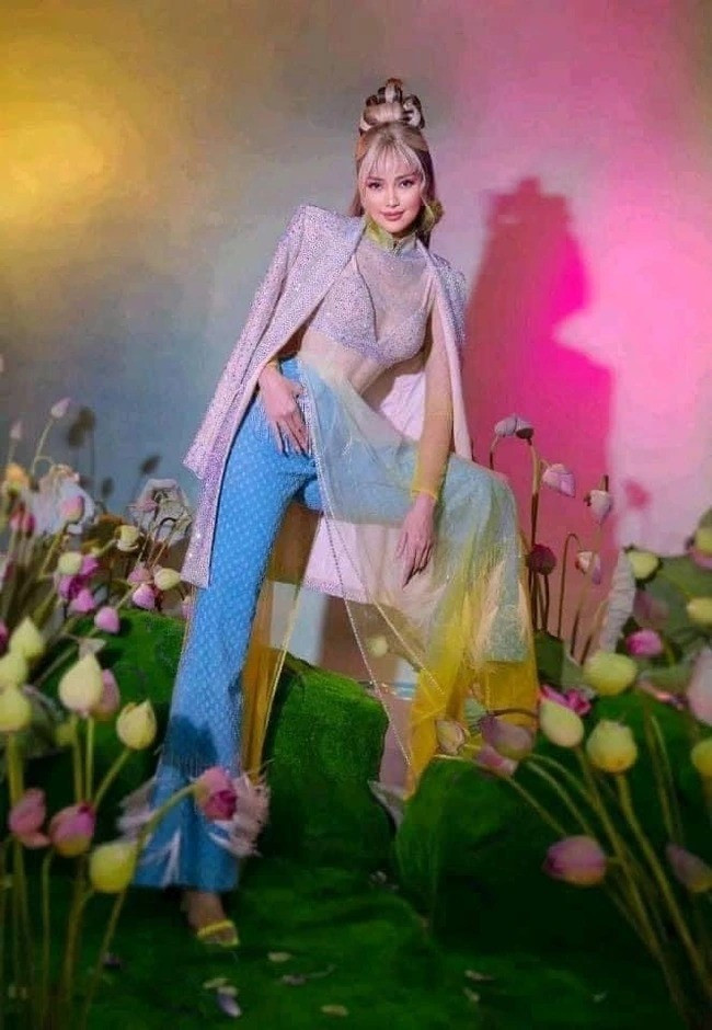 Hình ảnh gây "dậy sóng" của Ngọc Châu. Hình ảnh gây "dậy sóng" của Ngọc Châu.