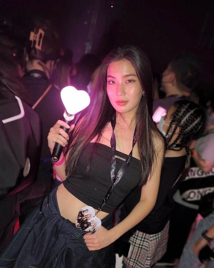 Thị trường chợ đen vé xem BlackPink hỗn loạn. Ảnh: YG Entertainment, The Bangkok Insight. Thị trường chợ đen vé xem BlackPink hỗn loạn. Ảnh: YG Entertainment, The Bangkok Insight.