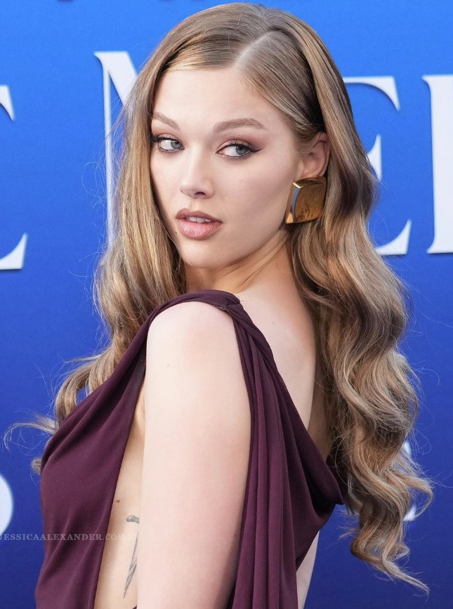 Trước khi đóng vai Vanessa trong Nàng tiên cá, Jessica đã có vai diễn đầu tiên trong bộ phim ngắn Truck năm 2016. Cô tiếp tục có cơ hội thử sức trong các dự án phim Birthday, Glasshouse, A Banquet và Into the Deep.