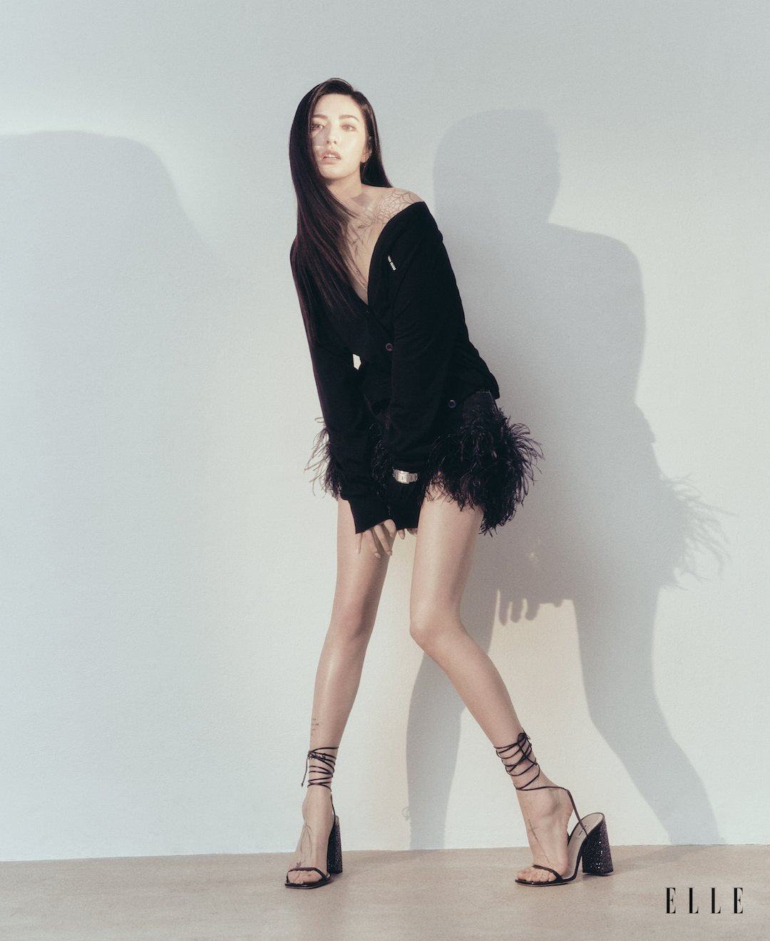 “Đối với tôi, diễn xuất là sự tự do. Tôi thích sống ở phiên bản khác chứ không phải Im Jin Ah (tên thật của Nana), diễn xuất cho phép tôi làm được nhiều điều”, nữ diễn viên bày tỏ.