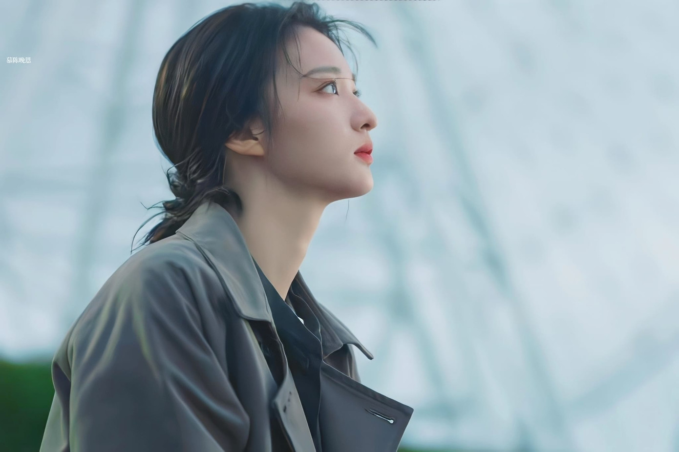 Nghe nói em thích tôi kể về Nguyễn Lưu Tranh (Vương Sở Nhiên) vô tình gặp lại chồng cũ Ninh Chí Khiêm (Bành Quán Anh) cũng đang công tác tại đây khi quay lại làm bác sĩ khoa Ngoại thần kinh, bệnh viện Bắc Nhã. Định mệnh không thể tránh khỏi, cả hai đối diện với vết thương lòng trong quá khứ và vun đắp tình cảm trong môi trường đặc biệt: y tế, bệnh viện. Nghe nói em thích tôi kể về Nguyễn Lưu Tranh (Vương Sở Nhiên) vô tình gặp lại chồng cũ Ninh Chí Khiêm (Bành Quán Anh) cũng đang công tác tại đây khi quay lại làm bác sĩ khoa Ngoại thần kinh, bệnh viện Bắc Nhã. Định mệnh không thể tránh khỏi, cả hai đối diện với vết thương lòng trong quá khứ và vun đắp tình cảm trong môi trường đặc biệt: y tế, bệnh viện.