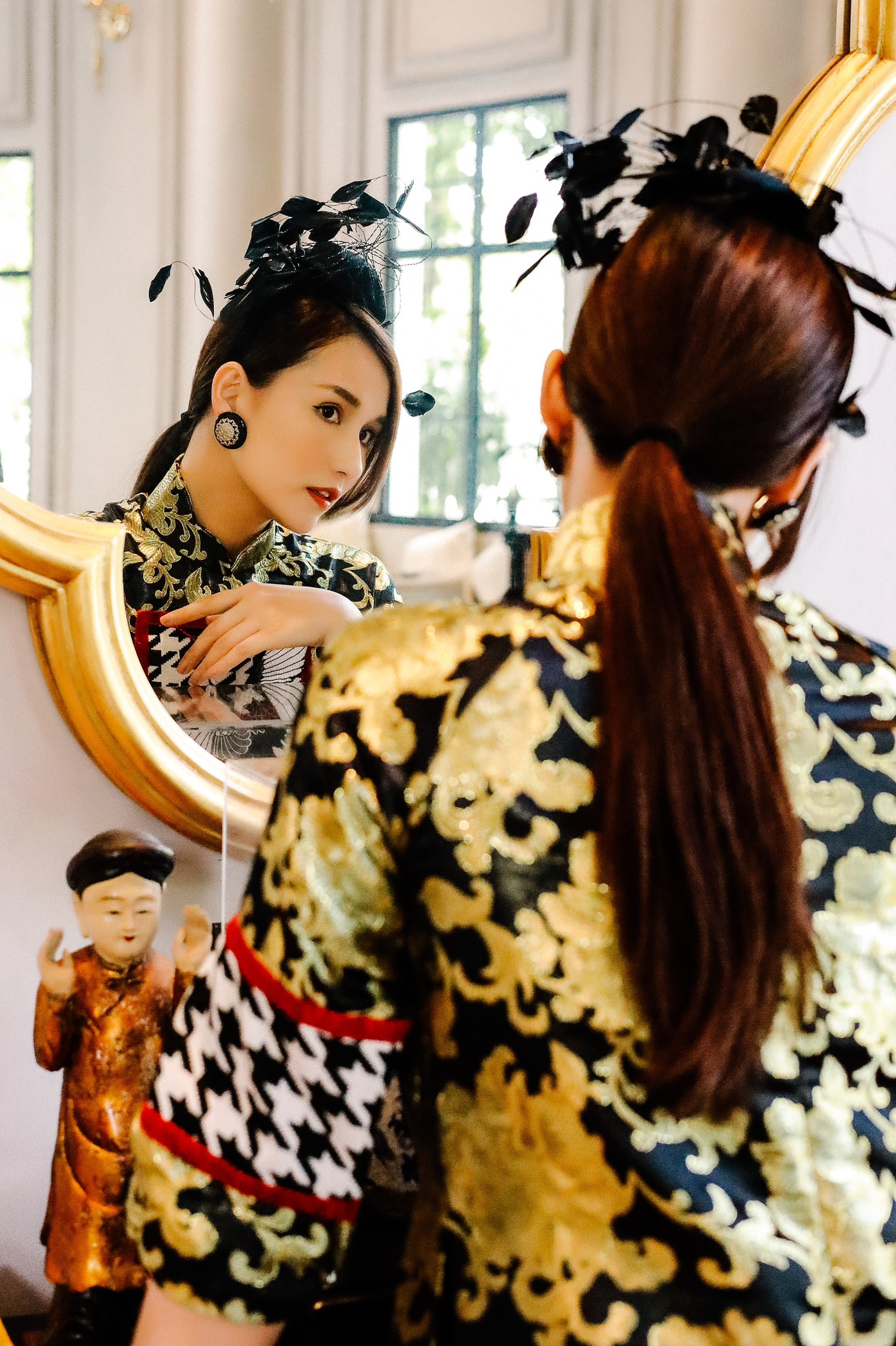 Lã Thanh Huyền sẵn sàng quay lại diễn xuất nếu có cơ hội. Cô mong tìm được vai diễn phù hợp với tuổi tác. Ảnh: NVCC.