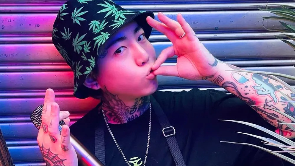 Tạ Hòa Huyền xác nhận diễn tại tiệc rượu của giới xã hội đen. Ảnh: Next Apple. Tạ Hòa Huyền xác nhận diễn tại tiệc rượu của giới xã hội đen. Ảnh: Next Apple.