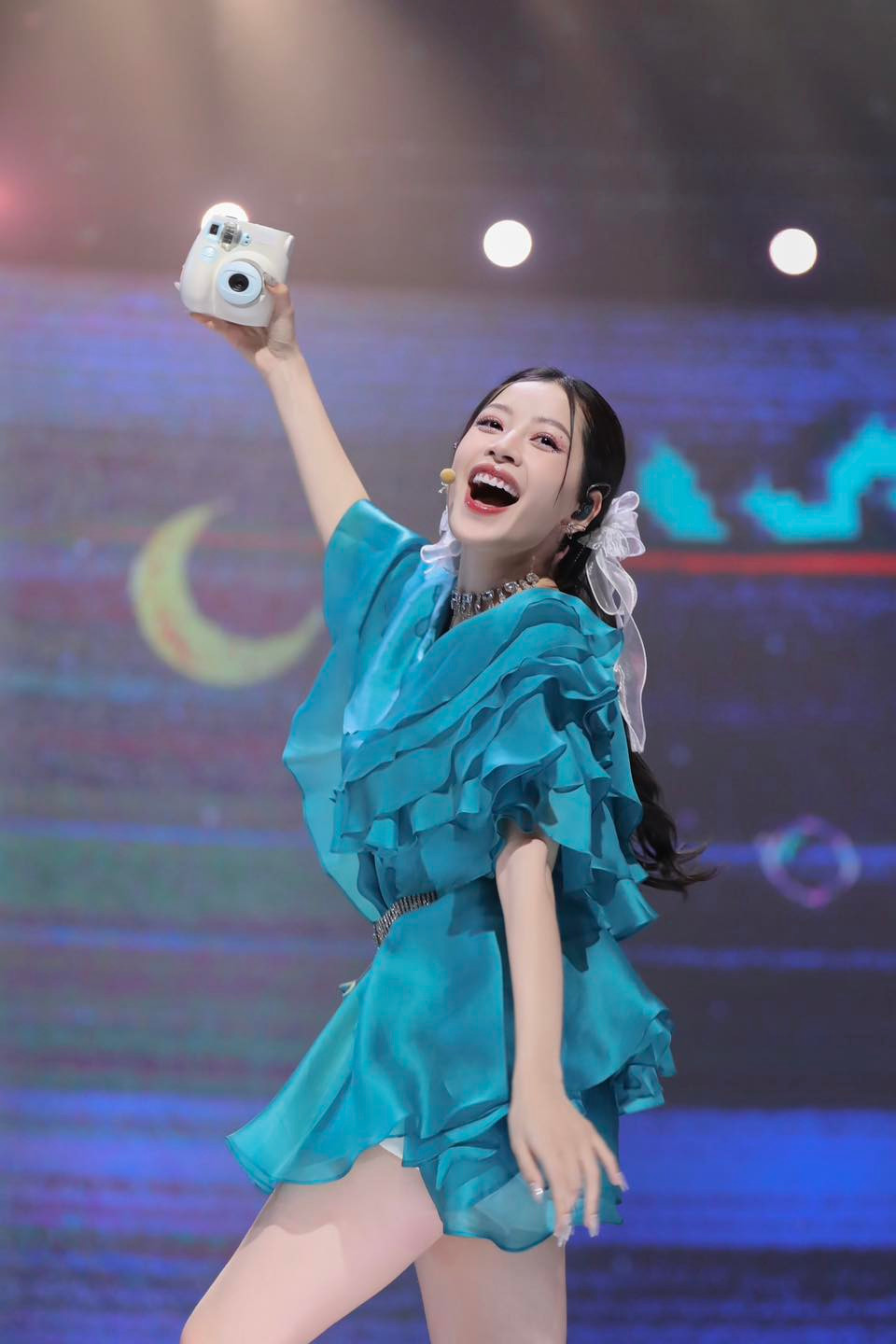 Duy trì kết quả khả quan, Chi Pu tiến đến công diễn 3, chung đội với Ngô Thiến và Lý Sa Mân Tử diễn ca khúc Muốn đi biển. Cô gặp khó khăn trong cách phát âm tiếng Trung bởi bài hát có nhịp độ nhanh. Trong hậu trường, cô bật khóc vì áp lực. Lần thi đấu này nhận được nhiều phản hồi tích cực nhưng điểm số của tiết mục không cao, đội của Chi Pu nhận được 796 điểm, đứng thứ 5/6 đội.