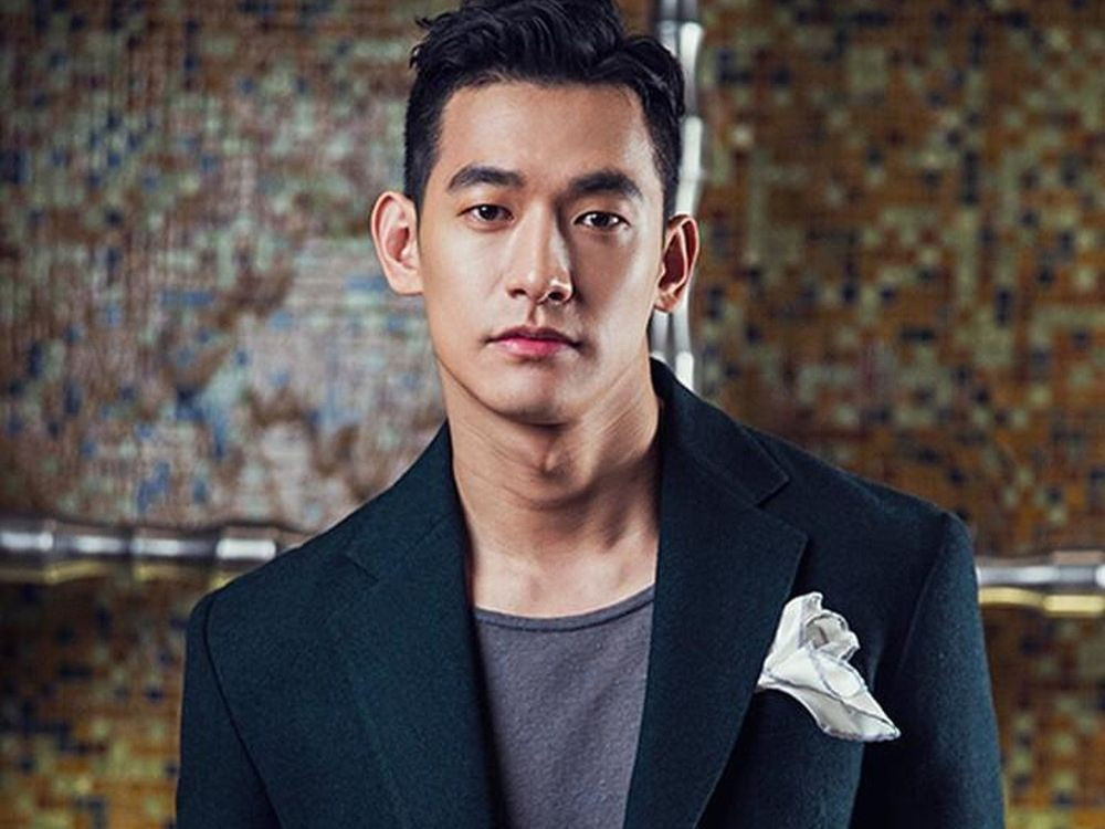 Jung Suk Won (trái) và Kang Sung Wook. Ảnh: KB. Jung Suk Won (trái) và Kang Sung Wook. Ảnh: KB.