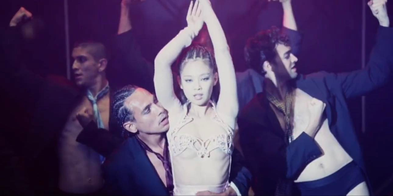 Phân cảnh của Jennie (BlackPink) trong tập 3 The Idol.