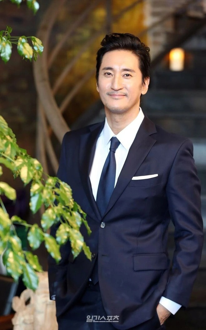 Km Tae Hee và Shin Hyun Joon đều được chú ý sau khi tham gia Nấc thang trên thiên đường. Km Tae Hee và Shin Hyun Joon đều được chú ý sau khi tham gia Nấc thang trên thiên đường.