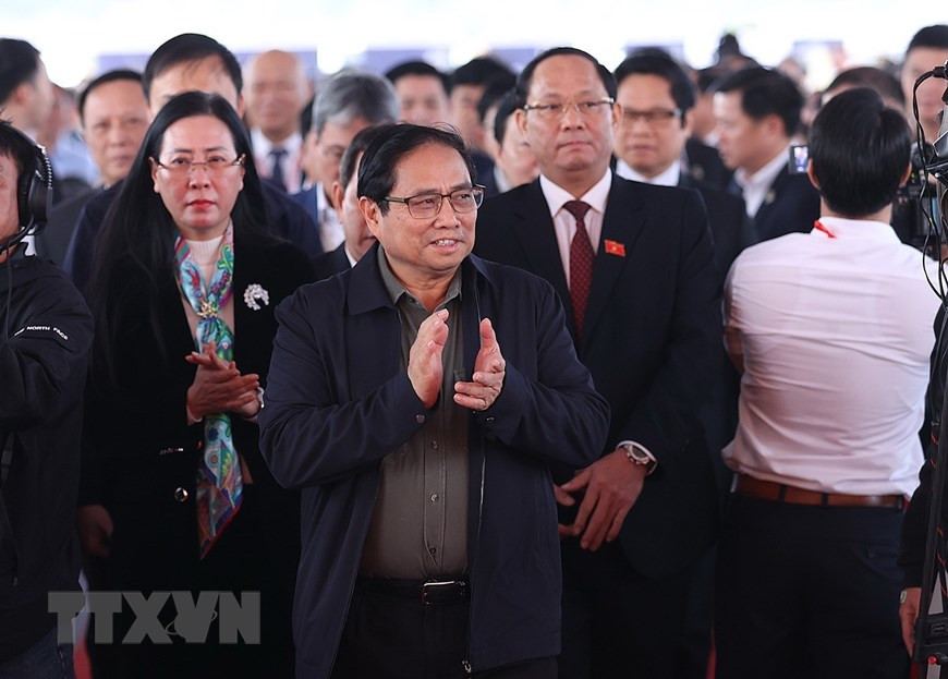 Thủ tướng Phạm Minh Chính đến dự Lễ khởi công dự án đường bộ cao tốc Bắc-Nam phía Đông đoạn Quảng Ngãi-Hoài Nhơn. (Ảnh: Dương Giang/TTXVN) Thủ tướng Phạm Minh Chính đến dự Lễ khởi công dự án đường bộ cao tốc Bắc-Nam phía Đông đoạn Quảng Ngãi-Hoài Nhơn. (Ảnh: Dương Giang/TTXVN)