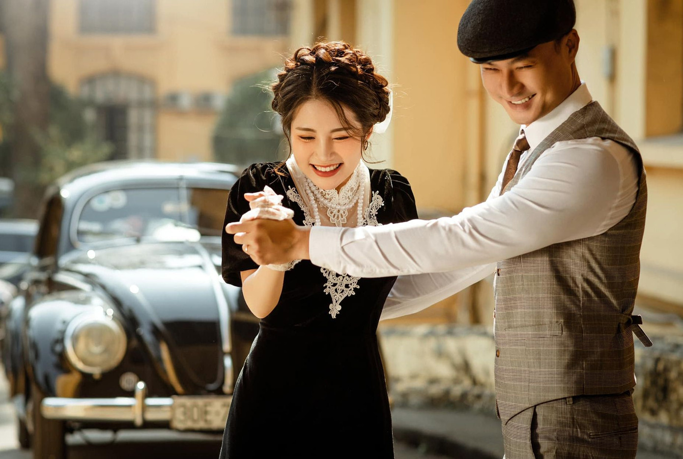 Trên trang cá nhân, Duy Hưng chia sẻ nhiều về những hình ảnh bên vợ con. Vợ chồng anh thực hiện những bộ ảnh tình cảm khiến nhiều người phải ghen tỵ. Bên cạnh đó, anh đăng tải nhiều về dự án phim mình tham gia, nhận được lời khen và quan tâm từ công chúng. Trên trang cá nhân, Duy Hưng chia sẻ nhiều về những hình ảnh bên vợ con. Vợ chồng anh thực hiện những bộ ảnh tình cảm khiến nhiều người phải ghen tỵ. Bên cạnh đó, anh đăng tải nhiều về dự án phim mình tham gia, nhận được lời khen và quan tâm từ công chúng.