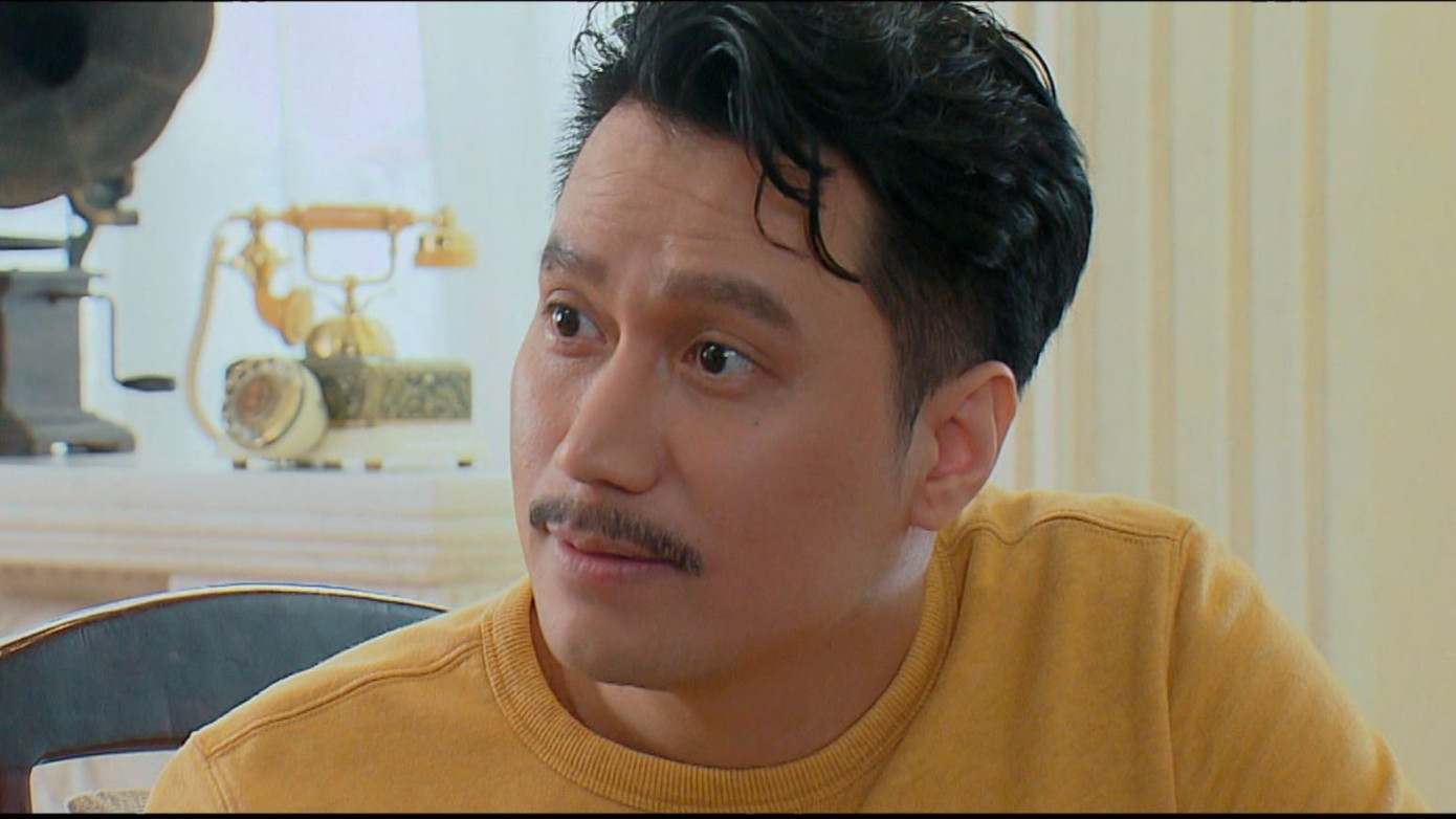 Tạo hình bị chê của Việt Anh trong Chồng cũ, vợ cũ, người yêu cũ.