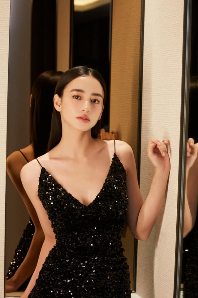 Ngôi sao gen Z được đánh giá cao cả về ngoại hình lẫn diễn xuất. Ảnh: Weibo. Ngôi sao gen Z được đánh giá cao cả về ngoại hình lẫn diễn xuất. Ảnh: Weibo.