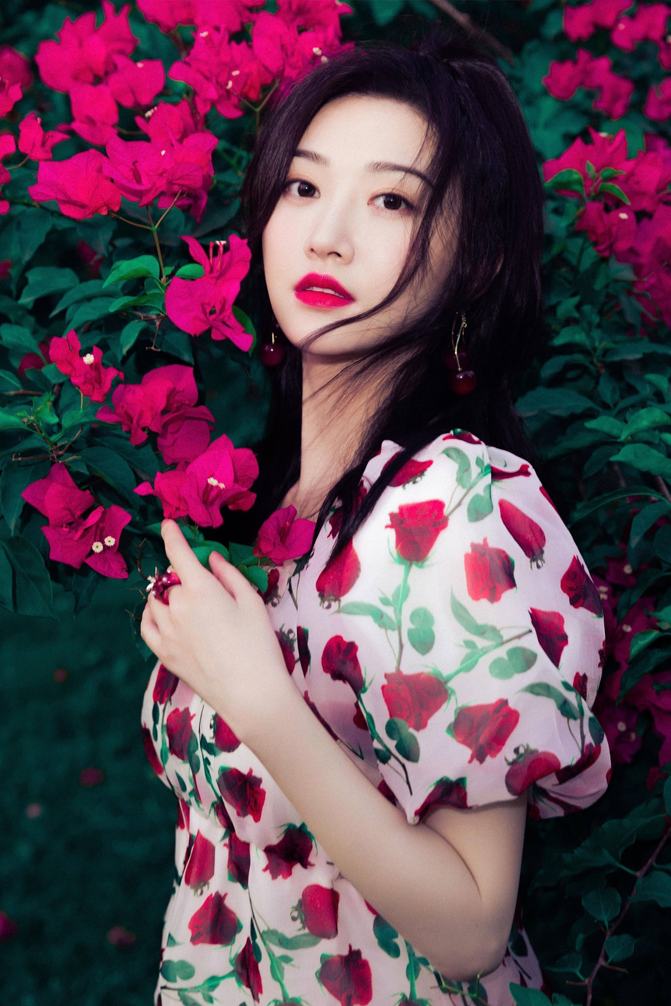 Cảnh Điềm im lặng trước sự việc nghi bị bạn trai cũ Trương Kế Khoa phát tán video, hình ảnh riêng tư. Ảnh: Sina. Cảnh Điềm im lặng trước sự việc nghi bị bạn trai cũ Trương Kế Khoa phát tán video, hình ảnh riêng tư. Ảnh: Sina.