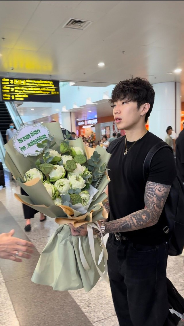 Jay Park có mặt tại Hà Nội. Ảnh: FB. Jay Park có mặt tại Hà Nội. Ảnh: FB.