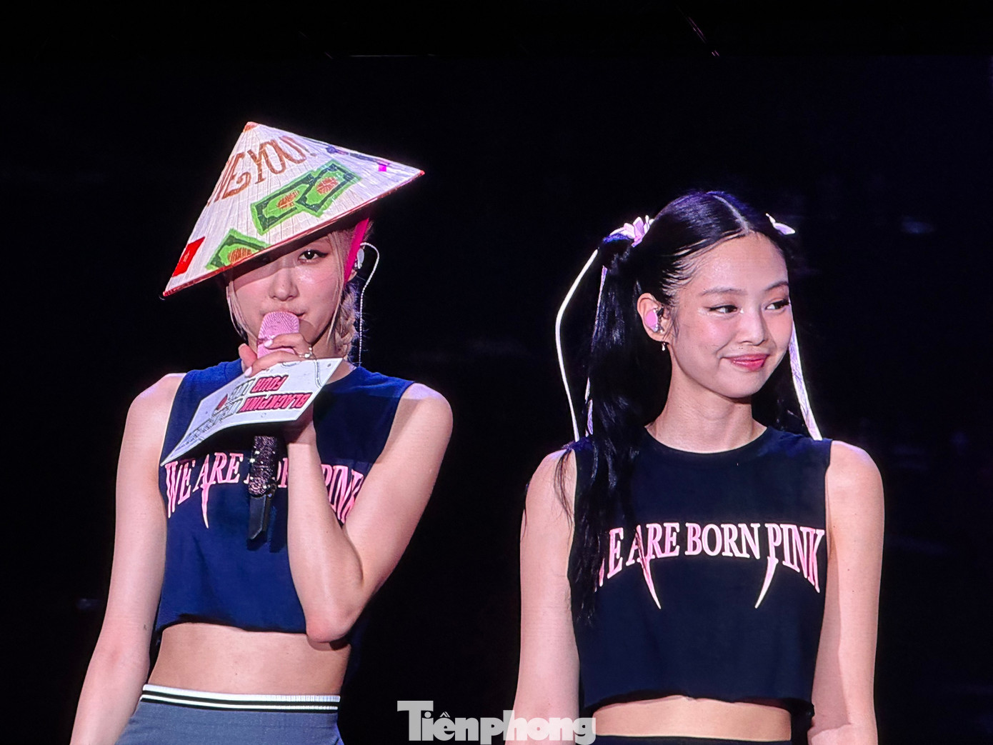 Những hình ảnh trong đêm diễn ngày 1 của BlackPink tại Mỹ Đình. Những hình ảnh trong đêm diễn ngày 1 của BlackPink tại Mỹ Đình.