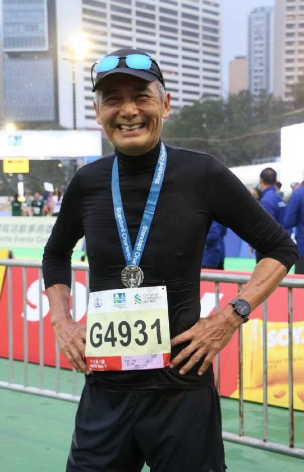 Châu Nhuận Phát tham gia đường chạy 10 km. Ảnh: Sohu. Châu Nhuận Phát tham gia đường chạy 10 km. Ảnh: Sohu.