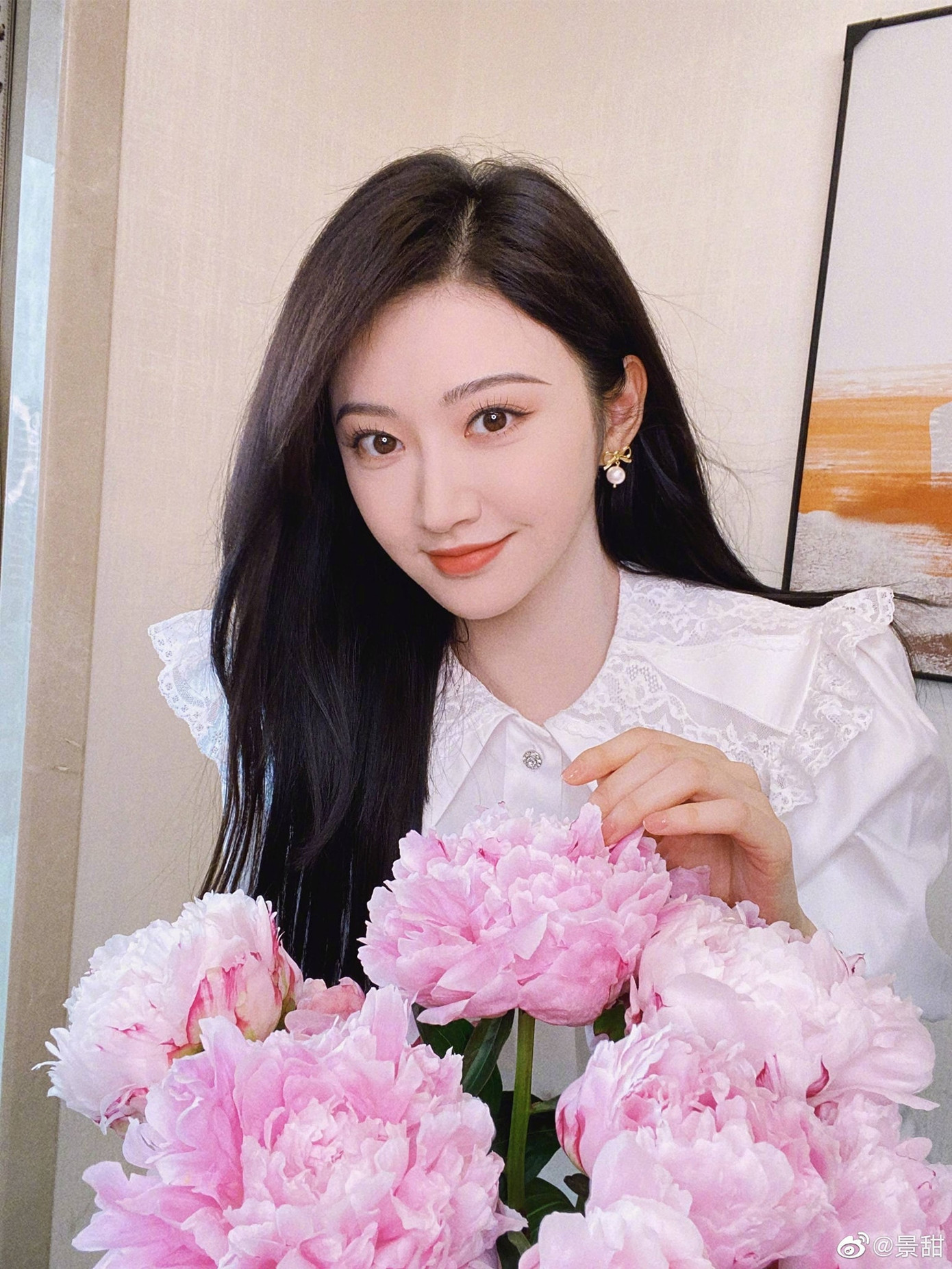 Trương Cảnh Khoa bị tố cáo phát tán clip nóng của Cảnh Điềm gán cho chủ nợ. Ảnh: Weibo. Trương Cảnh Khoa bị tố cáo phát tán clip nóng của Cảnh Điềm gán cho chủ nợ. Ảnh: Weibo.